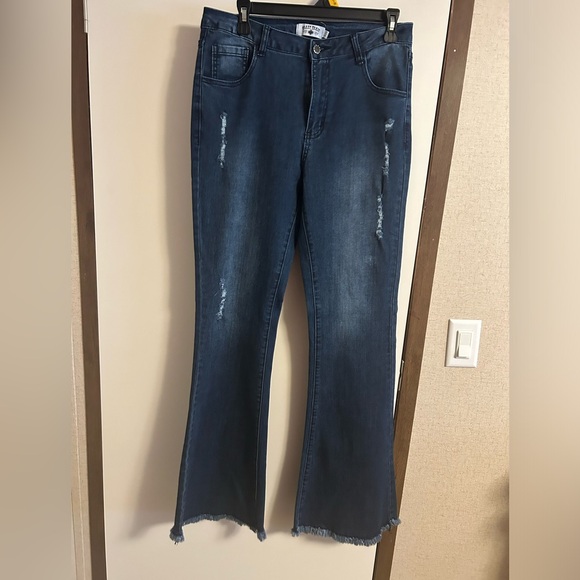Crazy Train brand dark flare jeans size 9 - Picture 1 of 4